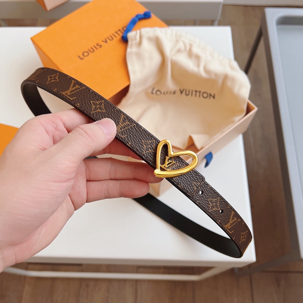 ルイヴィトンベルト側面デザイン